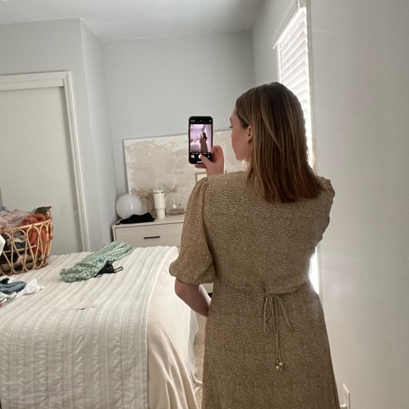 The Native One Naomi Crinkle Chiffon Maxi Dress NWT - Picture 3 of 4